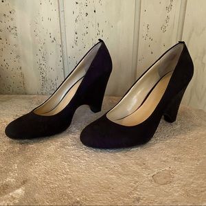 Beautiful Nine West wedges high heel pumps.